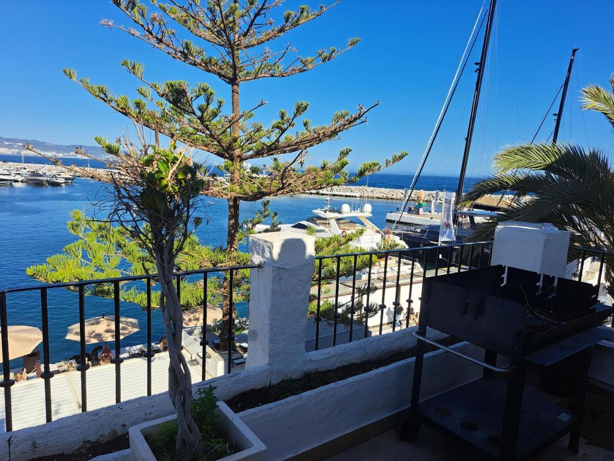Private Suites In Huge Penthouse 1St Line Puerto Banus, Incredible Views, Jacuzzis Marbella Buitenkant foto
