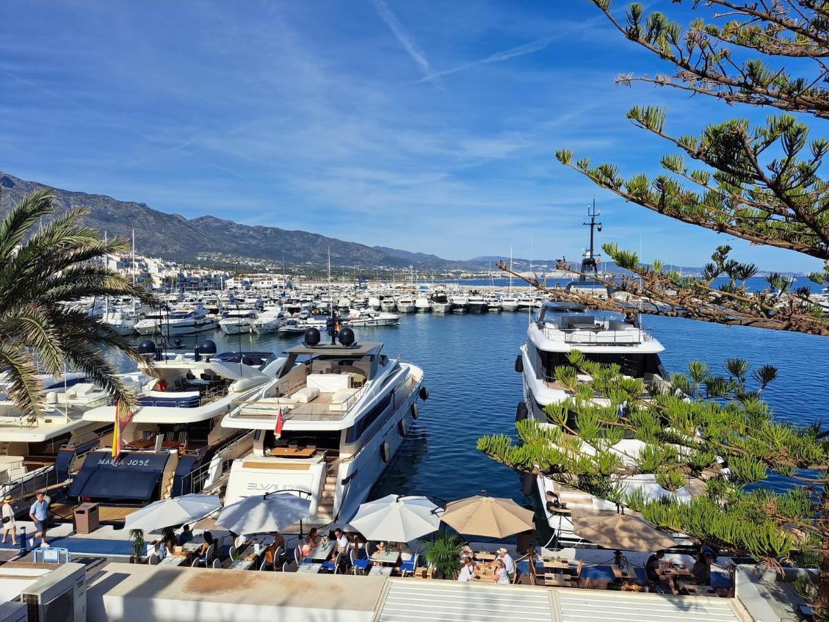 Private Suites In Huge Penthouse 1St Line Puerto Banus, Incredible Views, Jacuzzis Marbella Buitenkant foto